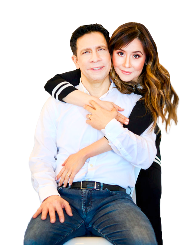 ana p y jaime con ropa negro y blanco.png